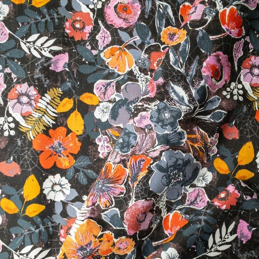 Night Bloom Black | Eerie | Katarina Roccella