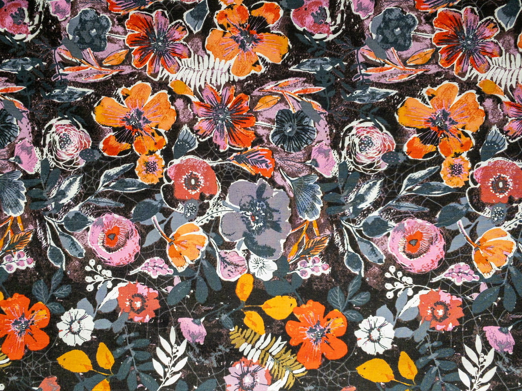 Night Bloom Black | Eerie | Katarina Roccella