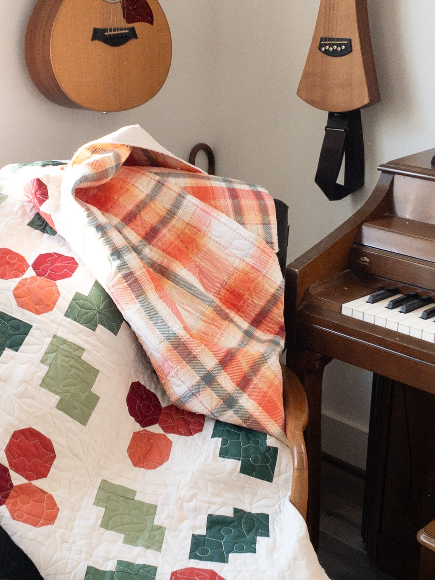 The Holly Jolly Quilt Kit