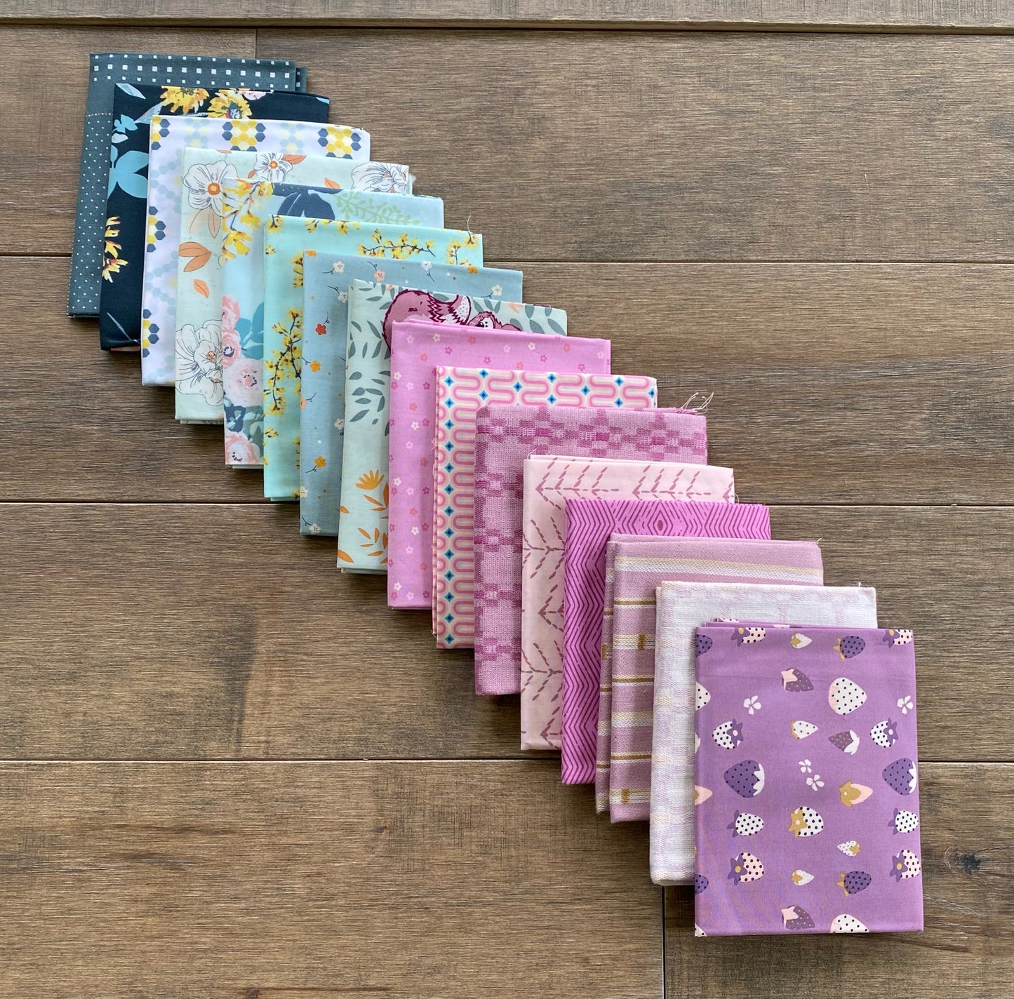 Seaside Berries FQ bundle | 16 pieces