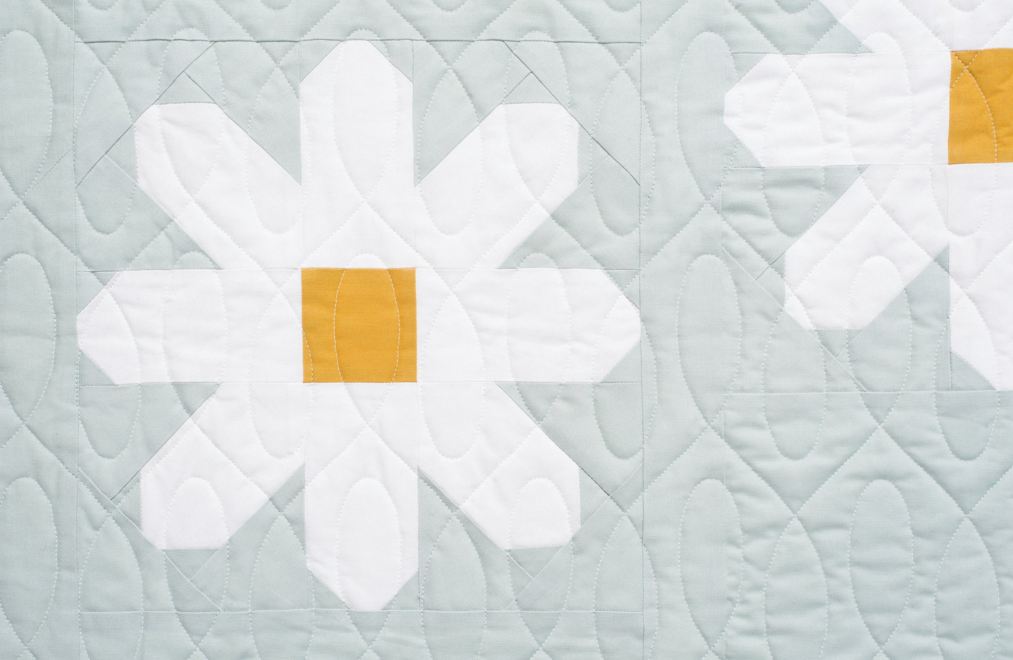 Fresh As A Daisy Quilt Paper Pattern | Pen + Paper Patterns