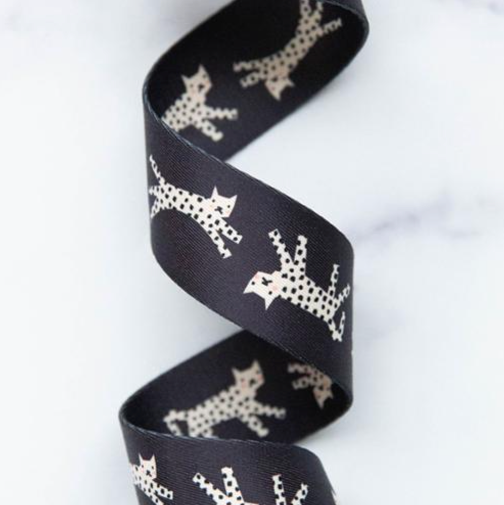 Snow Leopard Black | 1.5" Webbing