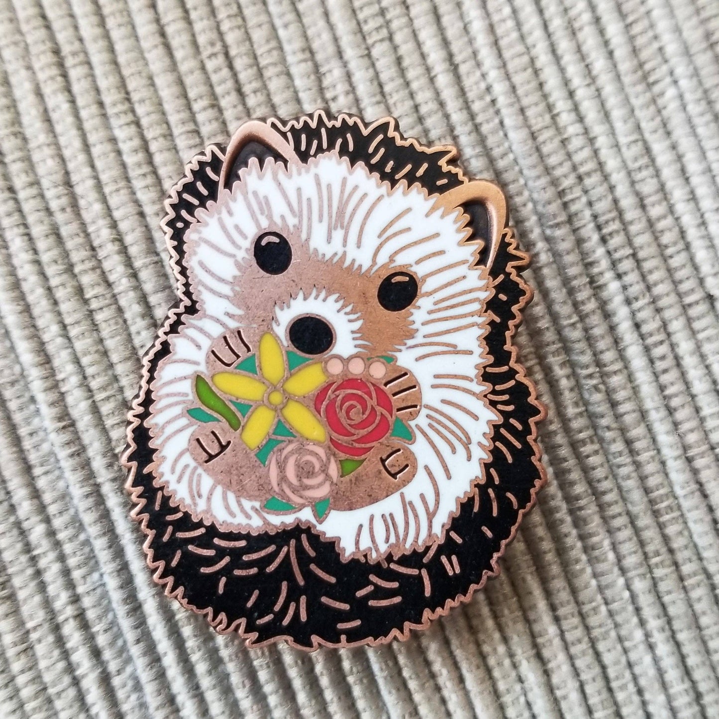 Jessica Long Embroidery - Hedgehog Enamel Needle Minder