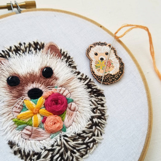 Jessica Long Embroidery - Hedgehog Enamel Needle Minder