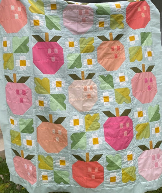 Pineberry Quilt Kit