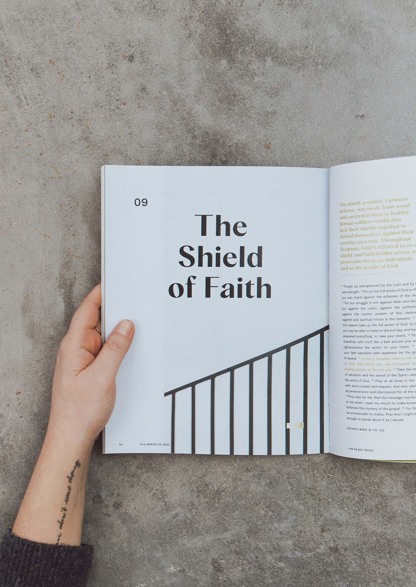 She Reads Truth - The Armor of God Women's Reading Guide