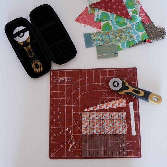 Madam Sew - Rotary Cutter Case - Safe Storage For Your Cutter, Spare Blades & Scissors!