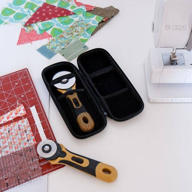 Madam Sew - Rotary Cutter Case - Safe Storage For Your Cutter, Spare Blades & Scissors!