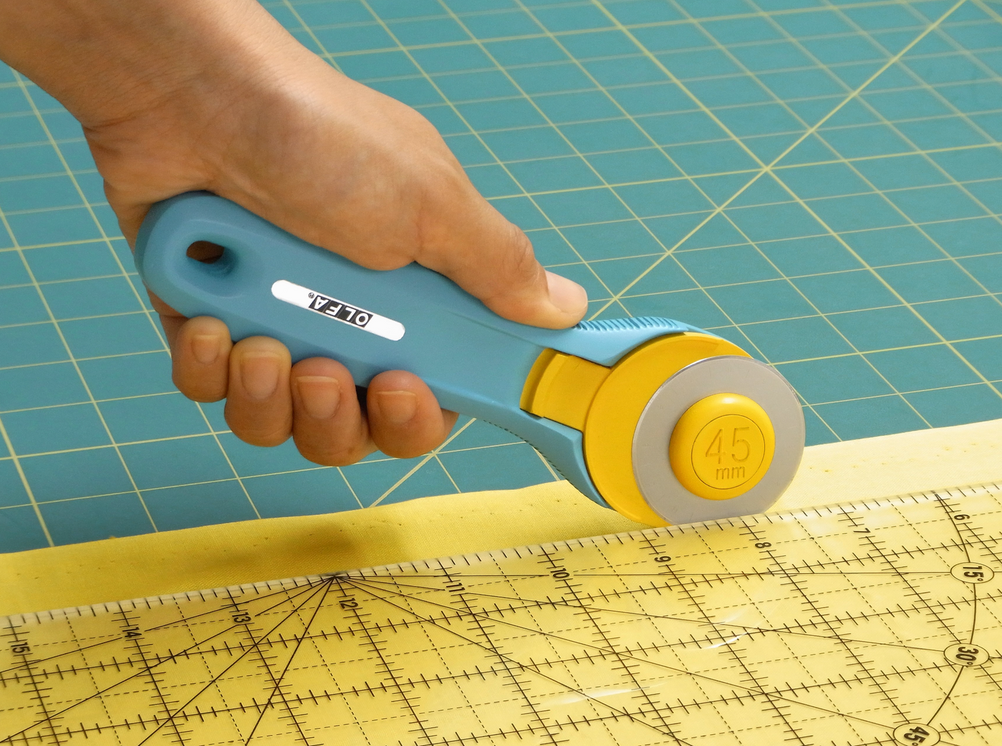 45mm Splash Handle Rotary Cutter Aqua | Olfa