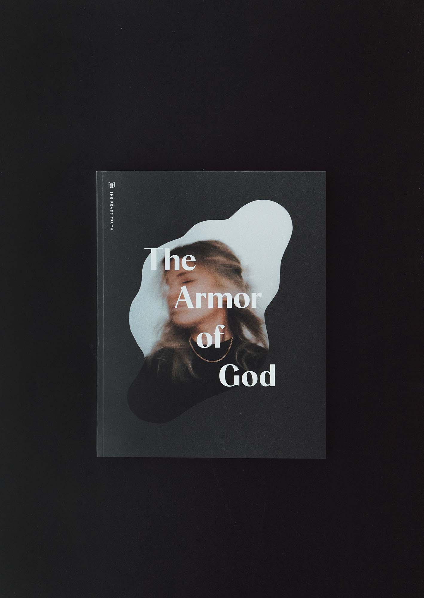 She Reads Truth - The Armor of God Women's Reading Guide