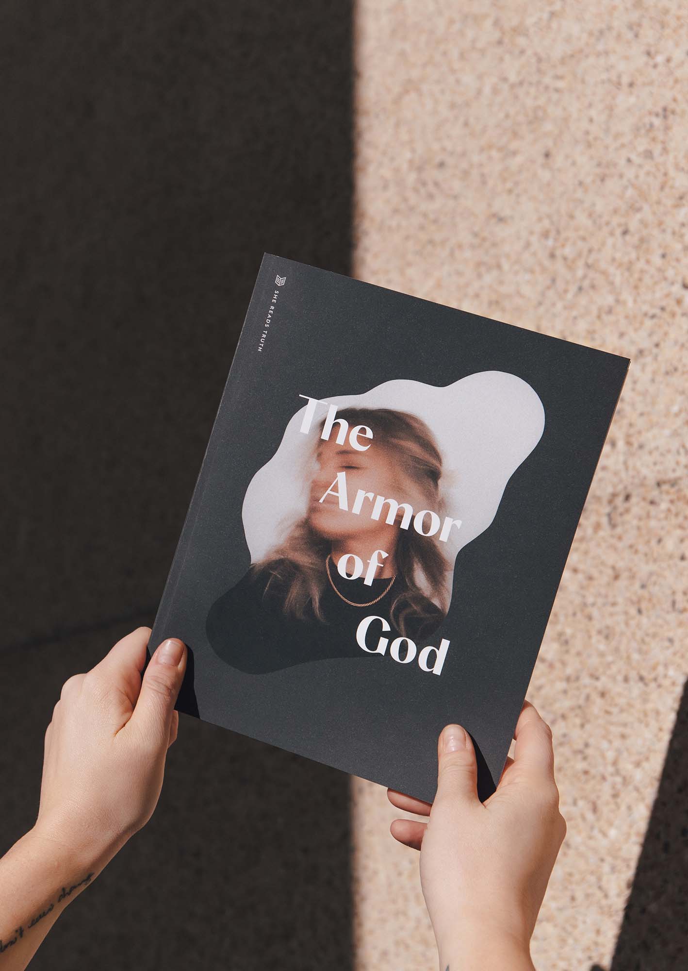 She Reads Truth - The Armor of God Women's Reading Guide